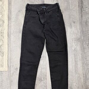 American Eagle Outfitters Black High-Rise Skinny Jeans